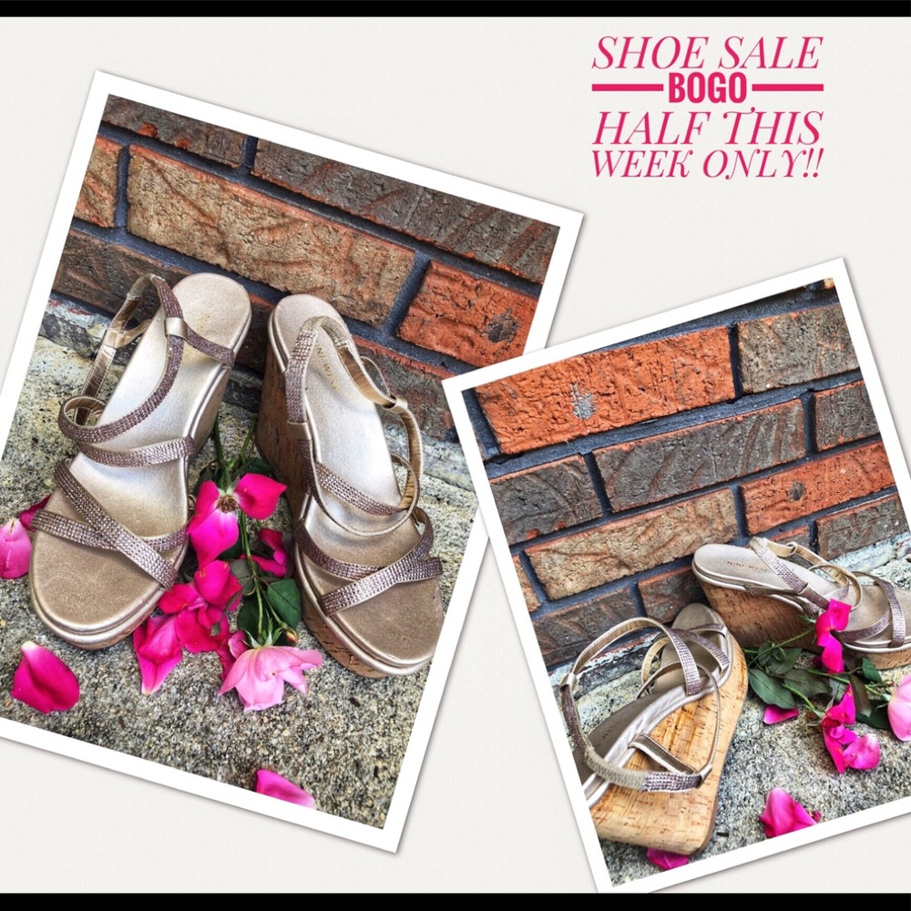NINE WEST ROSE GOLD CORK WEDGE NEW SIZE 9 STRAPPY